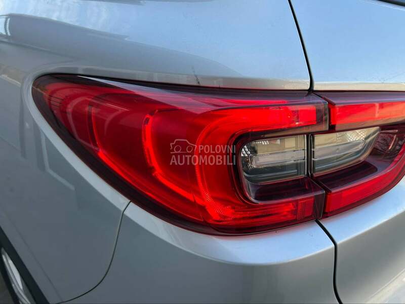 Stop svetlo levo za Renault Kadjar od 2015. do 2019. god.