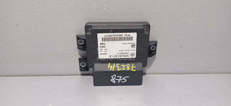 ELEKTRONIKA MODUL za Volkswagen Passat B6 - 3C8907801A