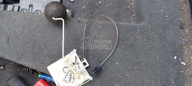 plovak za Opel Corsa C od 2000. do 2006. god.