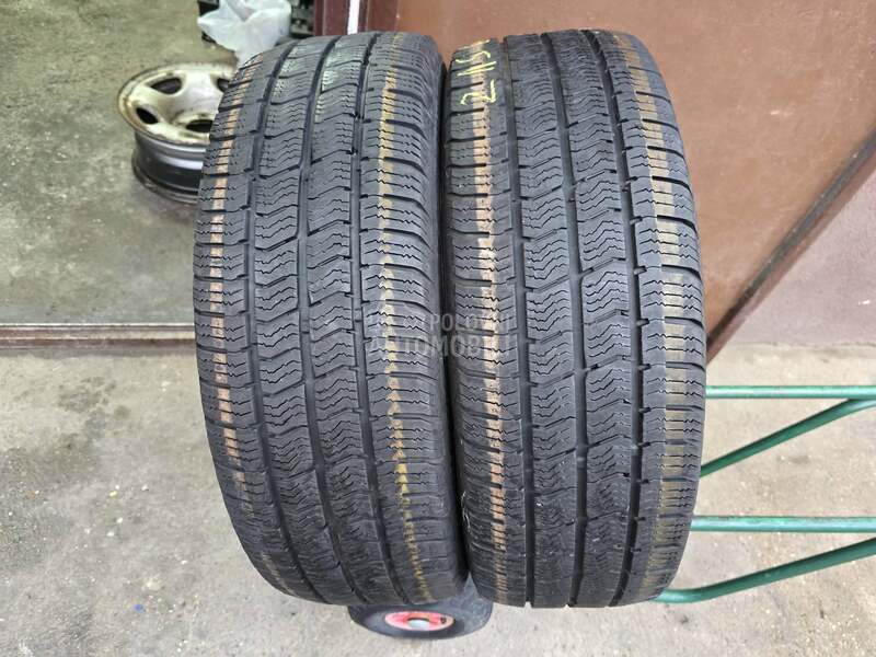 Barum 215/60 R17 Zimska