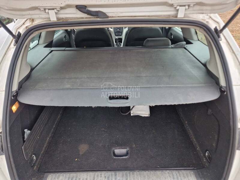 Roletna gepeka karavan za Opel Astra J