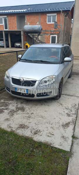Škoda Fabia 1.2 12v 2009. god. -  kompletan auto u delovima