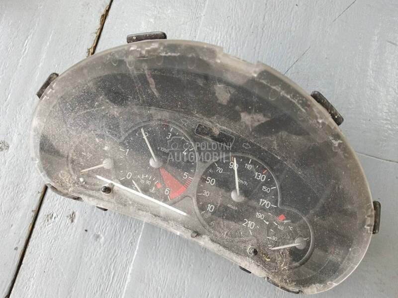 Instrument sat za Peugeot 206