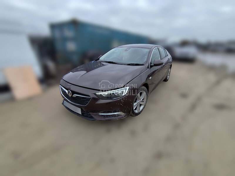 Opel Insignia B16DTH 2018. god. -  kompletan auto u delovima