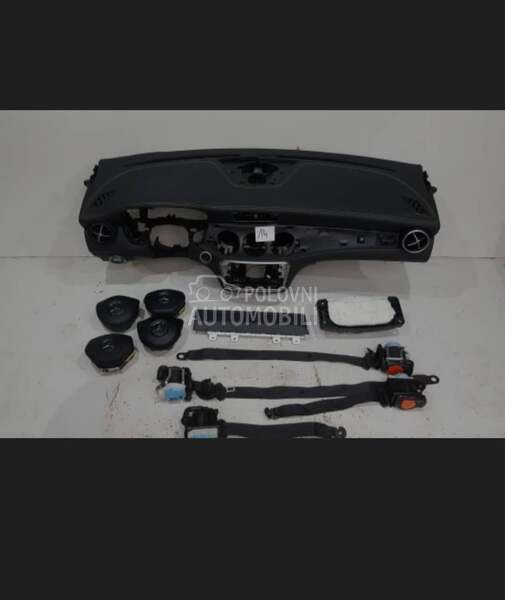 tabla aerbag pojasevi za Mercedes Benz GLA Klasa od 2014. do 2025. god.