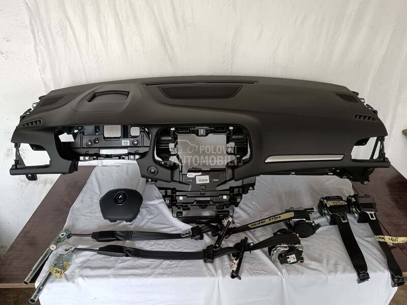 Instrumental Tabla za Renault Megane od 2016. do 2024. god.