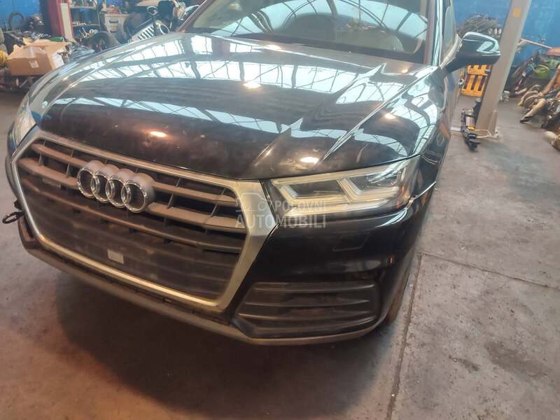 Audi Q5 2018. god. -  kompletan auto u delovima