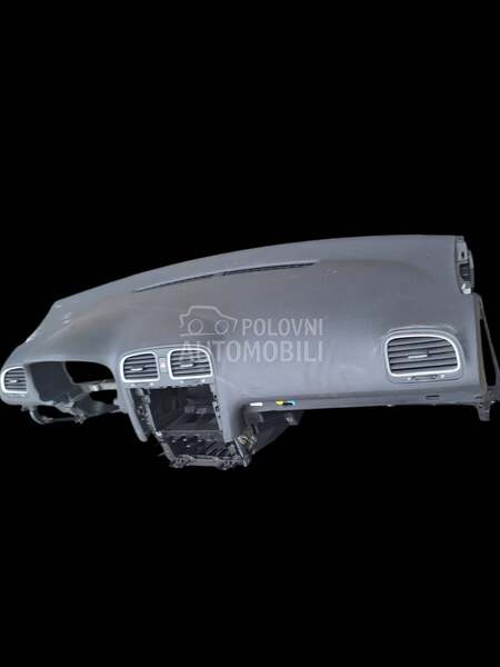 Golf 6 Instrument tabla za Volkswagen Golf 6 od 2008. do 2012. god.