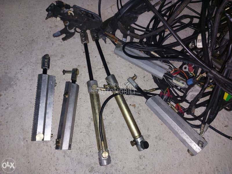 Cilindar krova karbriolet za Peugeot 308, 307, 207 ...