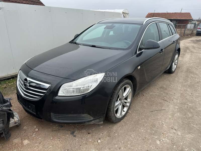 Opel Insignia Z22C TAAR 2010. god. -  kompletan auto u delovima