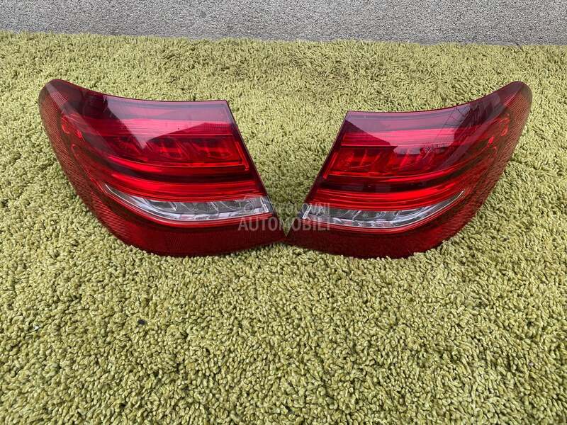 stop lampe c klasa w 205 za Mercedes Benz C Klasa od 2014. do 2018. god.