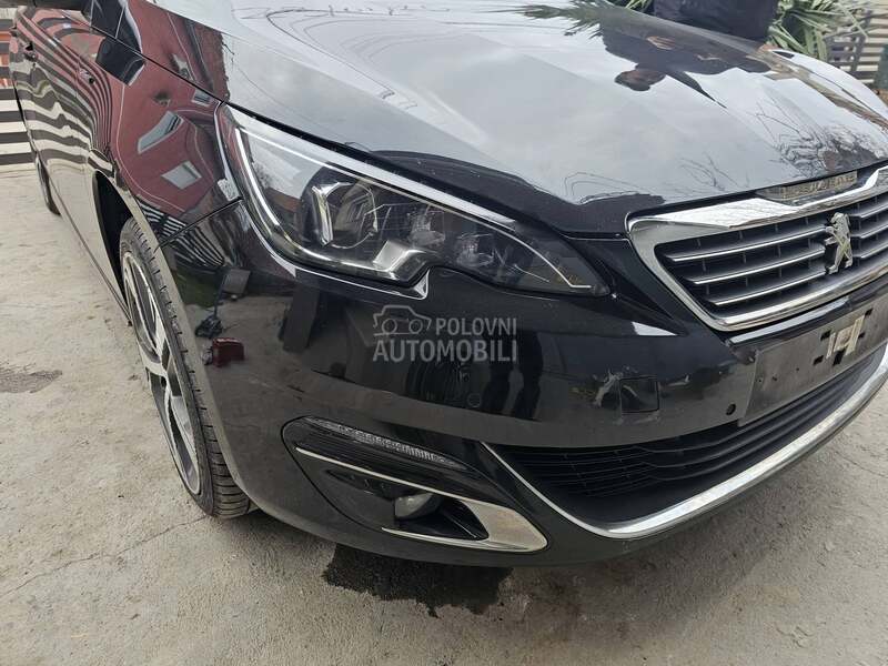 Peugeot 308 -  kompletan auto u delovima
