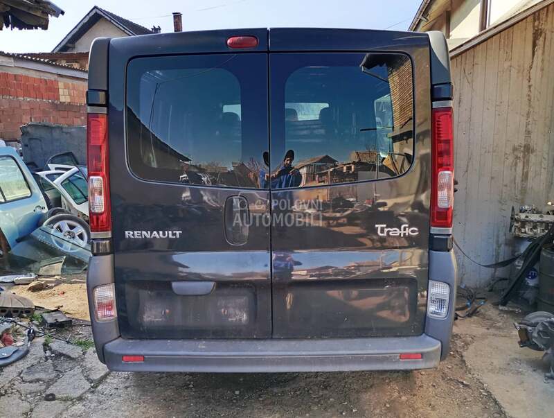 Gepek vrata Renault traffic