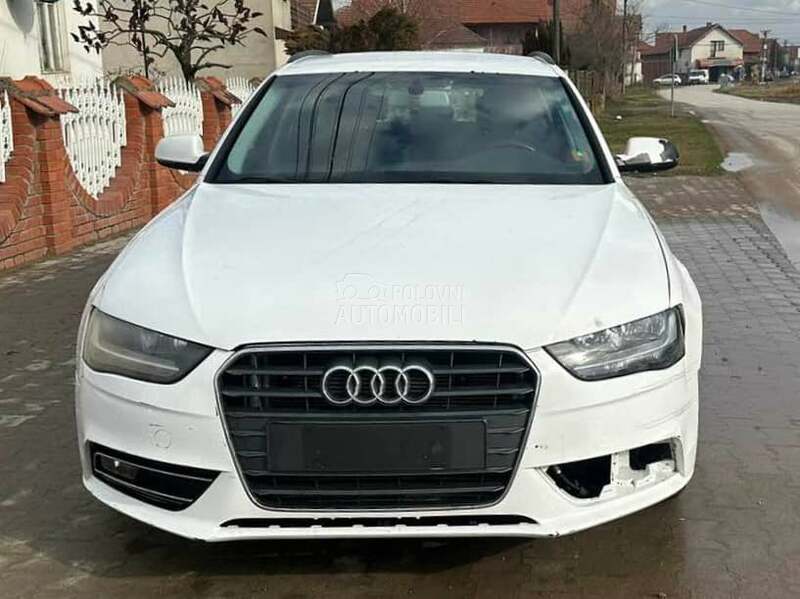 Branik prednji beli B8 za Audi A4 od 2012. do 2015. god.