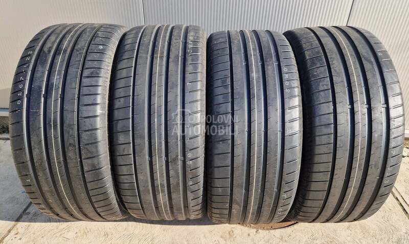 Bridgestone 285/40 R22 Letnja