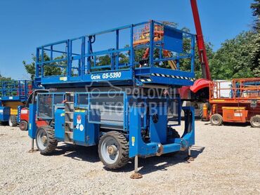 Genie 5390  NAJAM/PRODAJA, 25.000 €, 2013. , Makazaste platforme, Dizel, Beograd