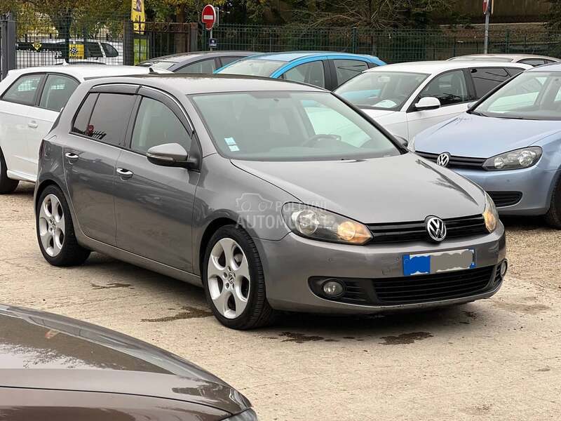 Volkswagen Golf 6 1.6tdi -  kompletan auto u delovima