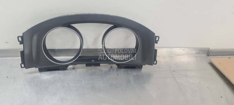 Maska instrument table za Volkswagen Golf 7