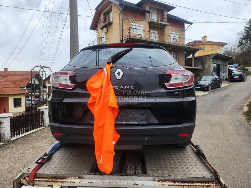 zadnji branik za Renault Megane od 2009. do 2015. god.