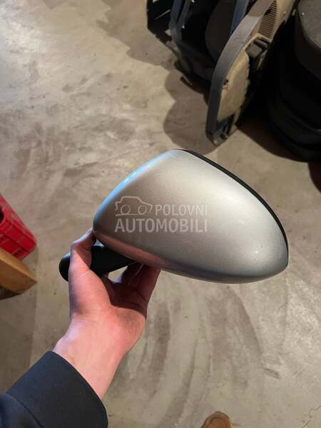 retrovizor sivi za Opel Corsa D od 2006. do 2014. god.