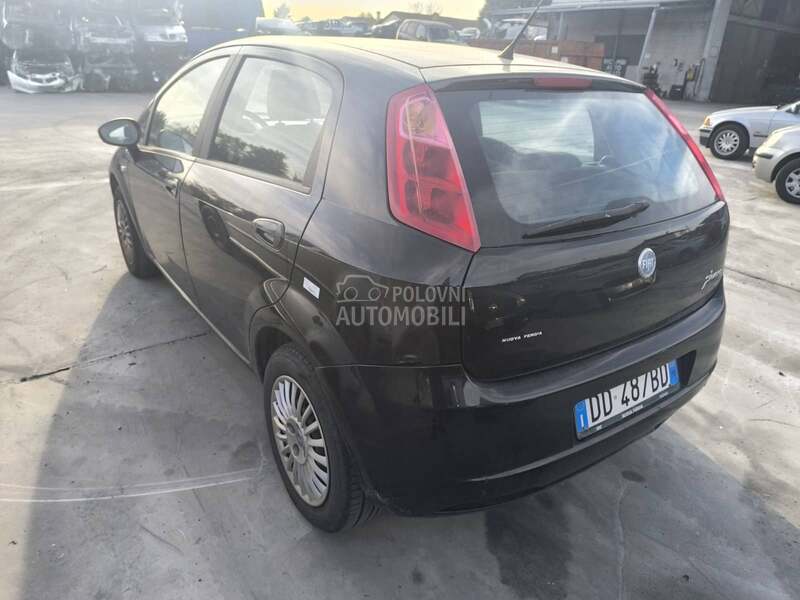 Zadnji branik za Fiat Grande Punto od 2008. do 2018. god.