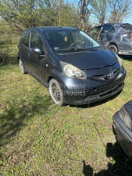Manzetna za Toyota Aygo od 2005. do 2014. god.
