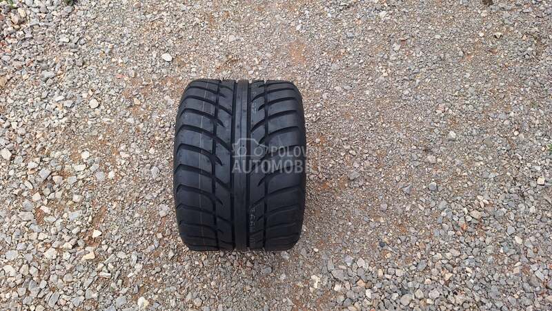 Maxxis 225/40 R10 Letnja