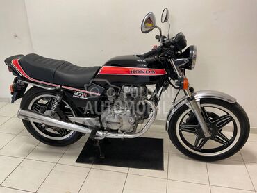 Honda CB 250 Super Dream, 1.650 €, 1984. , 245 cm3, 44.000 km, 13kW (18 KS), Oldtimer, Požega