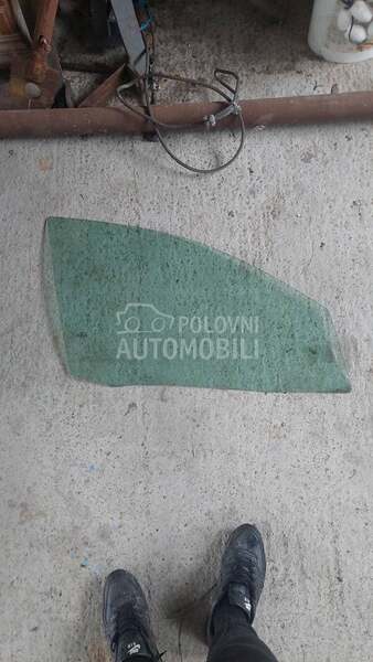 Staklo za Seat Ibiza od 2002. do 2008. god.