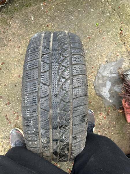 HIFLY 215/50 R17 Zimska