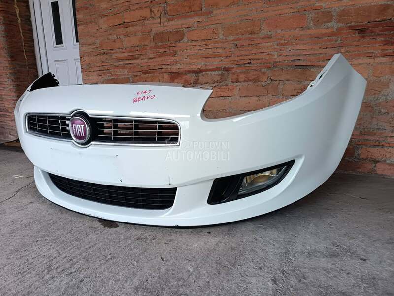Prednji branik beli za Fiat Bravo od 2007. do 2010. god.