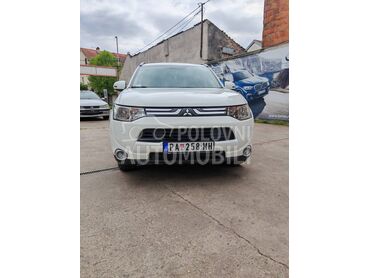 Mitsubishi Outlander  (može zamena), 10.500 €, 2014. Džip/SUV, Dizel | 2268 cm3, 212.000 km, 110kW (150 KS), Manuelni 6 brzina, 4/5 vrata, 5 sedišta, Pančevo