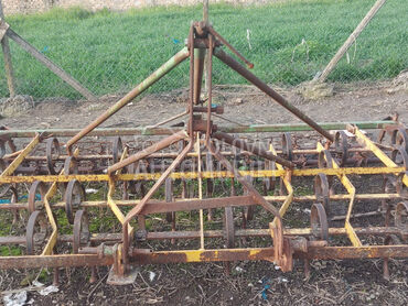 Agromerkur Vise prikljucnih masina, 690 €, 2002. , Setvospremači, Sremska mitrovica