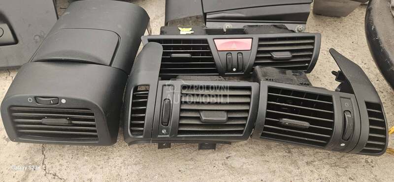RESETKA VENTILACIJE za Fiat Stilo za 2003. god.