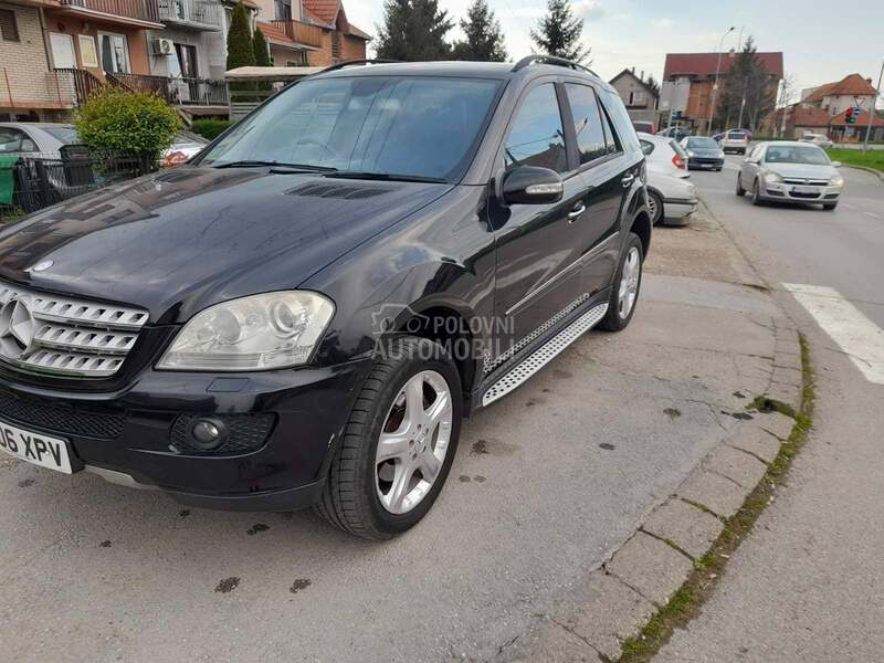 Ventilator motora hladnjak za Mercedes Benz GL 320, GL 350, ML 280 ... od 2004. do 2010. god.