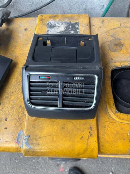 Rešetka ventilacije za Audi A4 od 2008. do 2014. god.