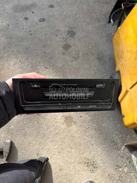 Radio za Audi A4, A4 Allroad, A5