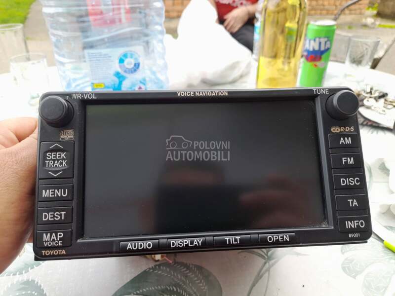 Multimedia za Toyota RAV 4