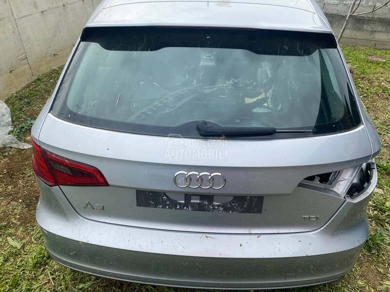 Gepek vrata za Audi A3