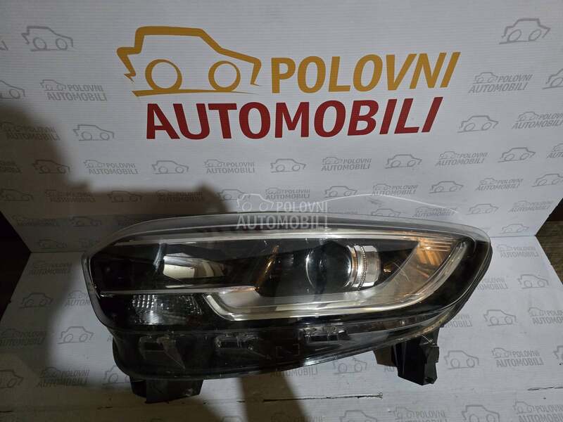Levi far za Renault Kadjar od 2015. do 2019. god. - 011 770 05