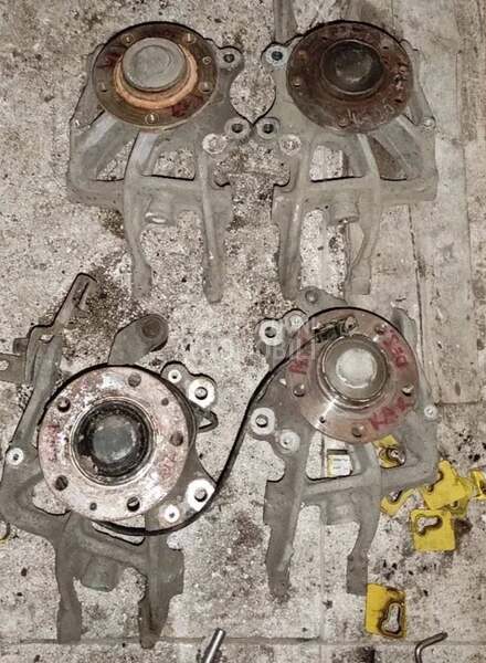 Zadnji Ležaj Točka Glavčina za Peugeot 407