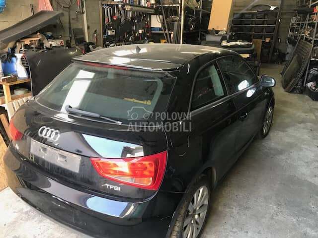 Audi A1 2011. god. -  kompletan auto u delovima