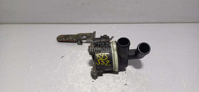 POMOCNA PUMPA VODE za Volkswagen Passat B6