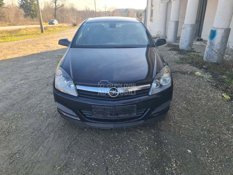 Far za Opel Astra H od 2004. do 2010. god.