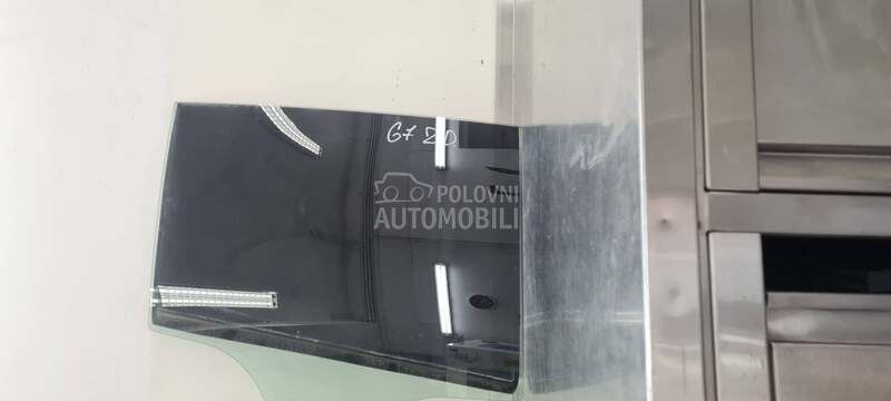 Staklo za Volkswagen Golf 7