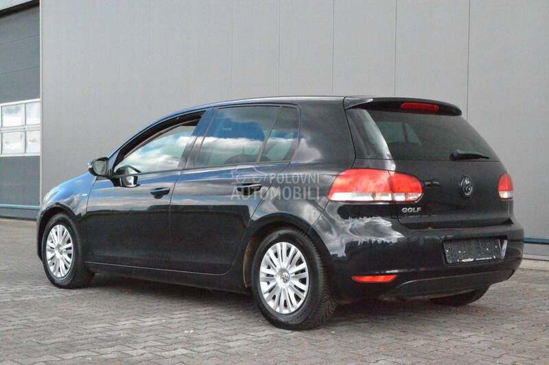 zadnji branik za Volkswagen Golf 6 od 2008. do 2012. god.