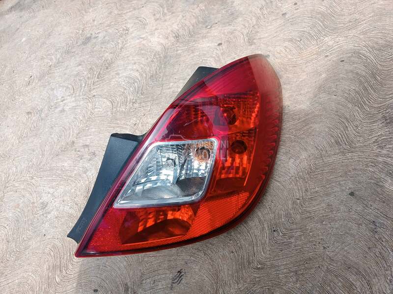 Desna stop lampa za Opel Corsa D od 2006. do 2015. god.