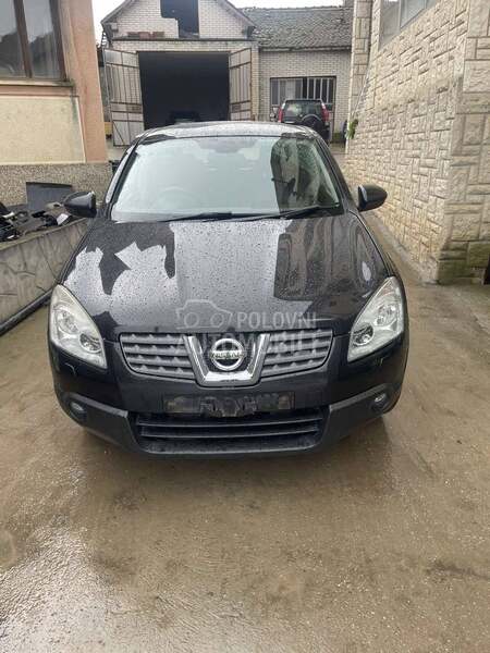 branik za Nissan Qashqai od 2007. do 2010. god.