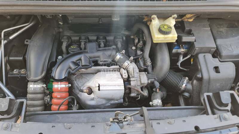 motor 1.6thp za Peugeot 308, 508, 3008 ... od 2008. do 2015. god.