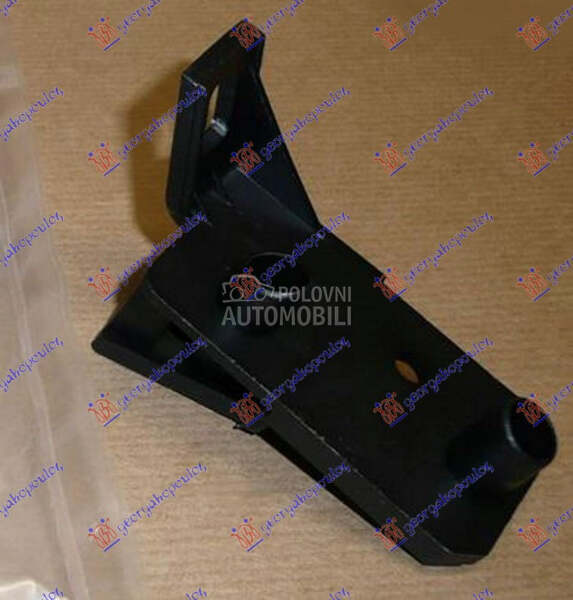 NOSAC PREDNJEG BRANIKA PLASTIC za Renault Megane od 1999. do 2002. god.